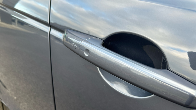 Land Rover Discovery Sport 2.0 D200 Dynamic SE 5dr Auto [7 Seat] Diesel Station Wagon